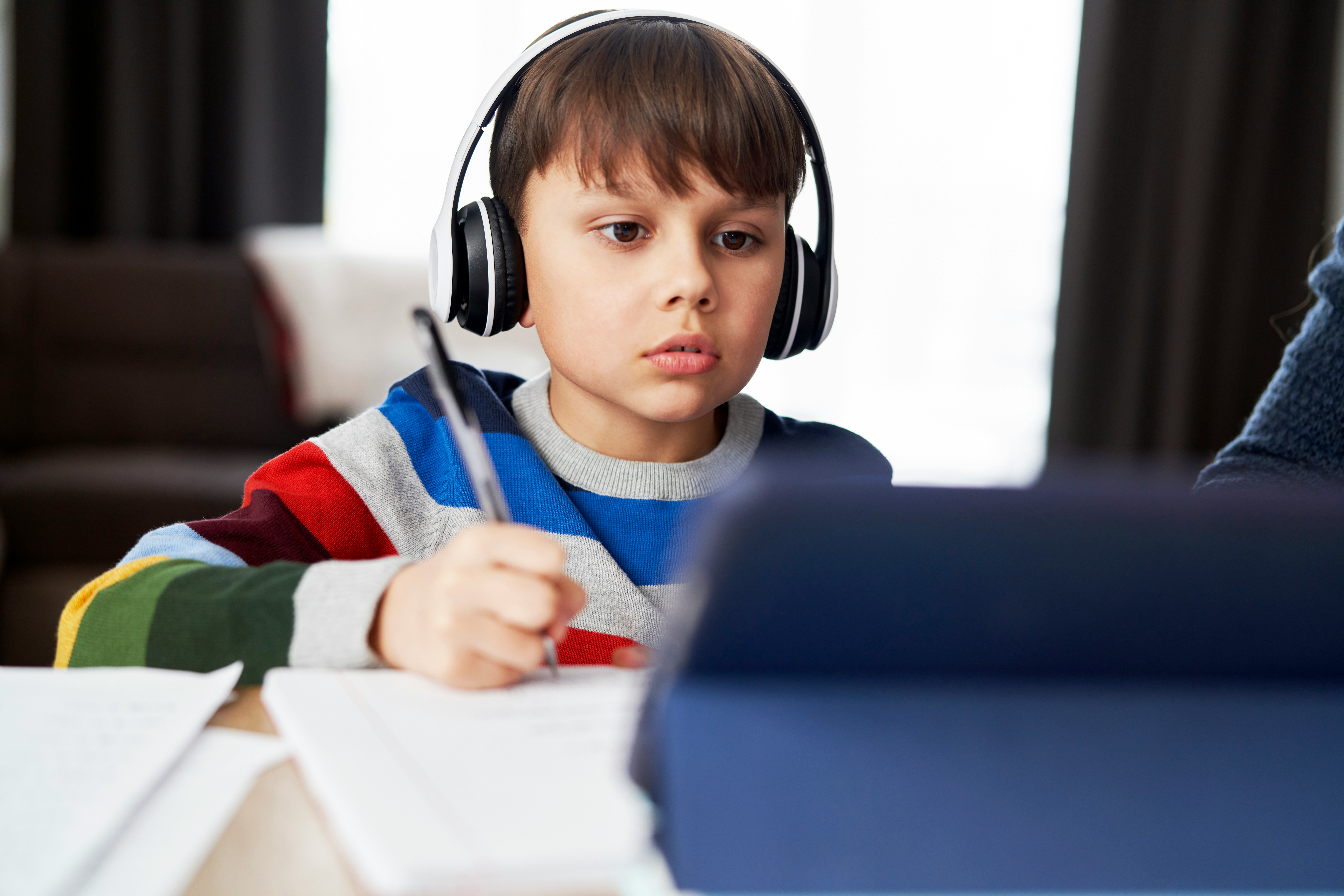 The government has a £30 million challenge to improve home learning. The evidence base it is building on is thin.