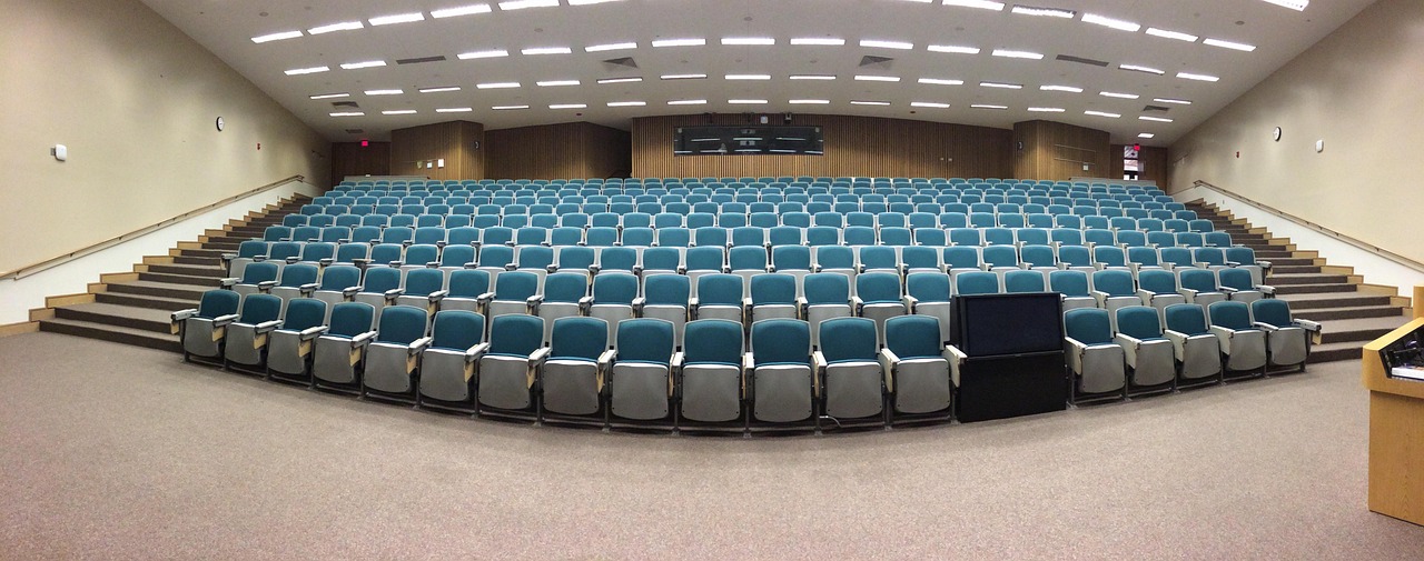 AI in the lecture hall: universities are still writing the rules